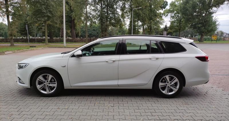 Opel Insignia cena 44900 przebieg: 227000, rok produkcji 2018 z Praszka małe 667